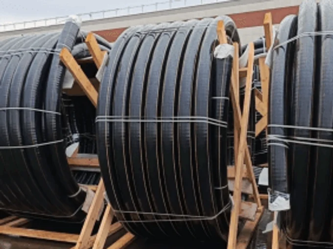 С 2011 года осуществляем поставки труб 